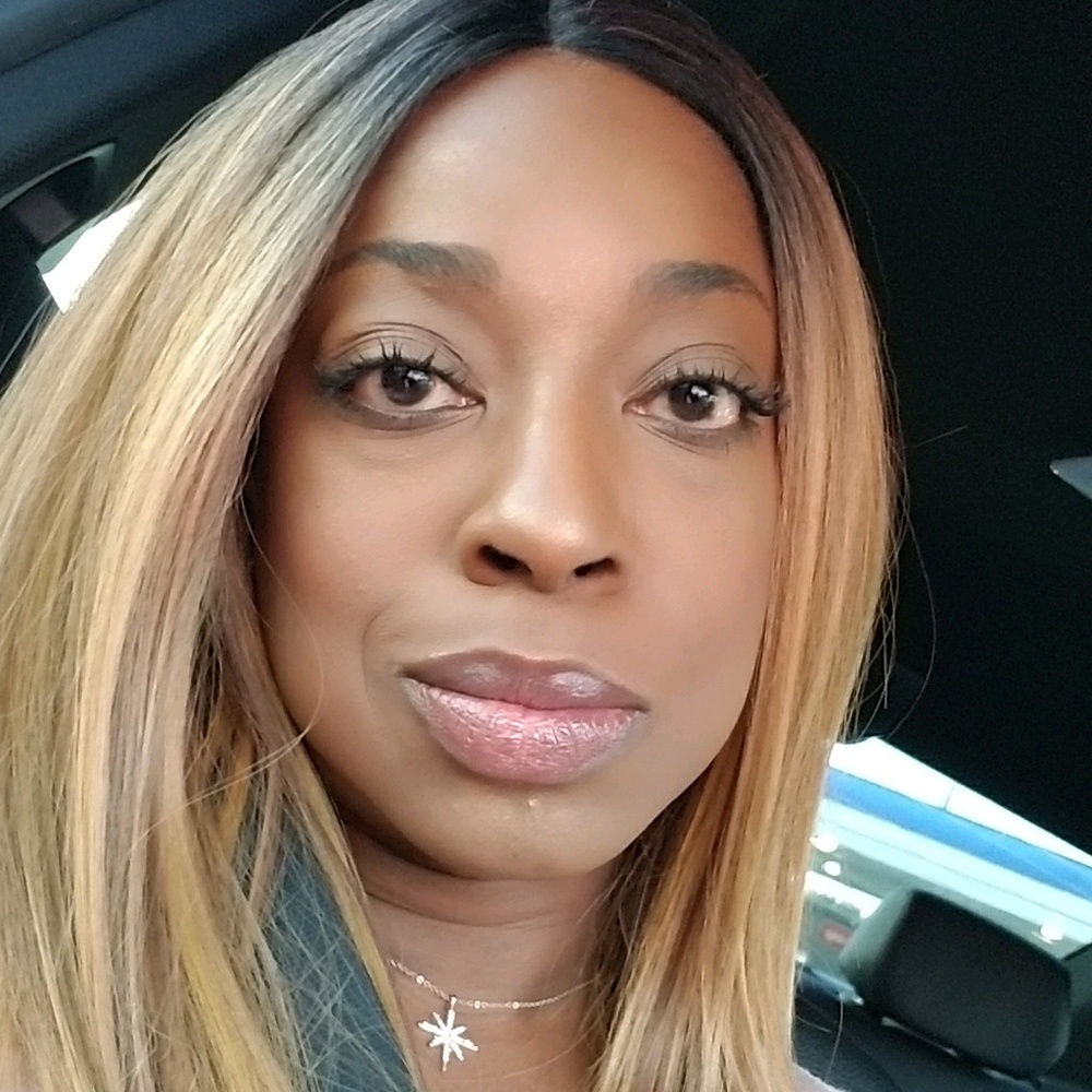 Meet your Posher, Taryn